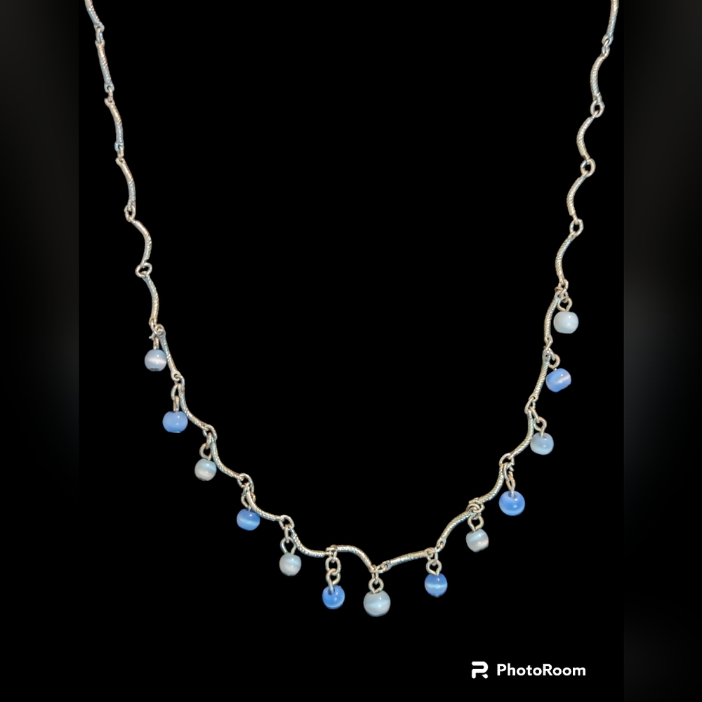 Vintage Silvertone Necklace Blue Cat Eye beads